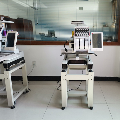 Ropa de trabajo al por mayor de la máquina del bordado del ordenador de China automatizada en ventas